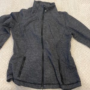 LULULEMON Fitted zip up
